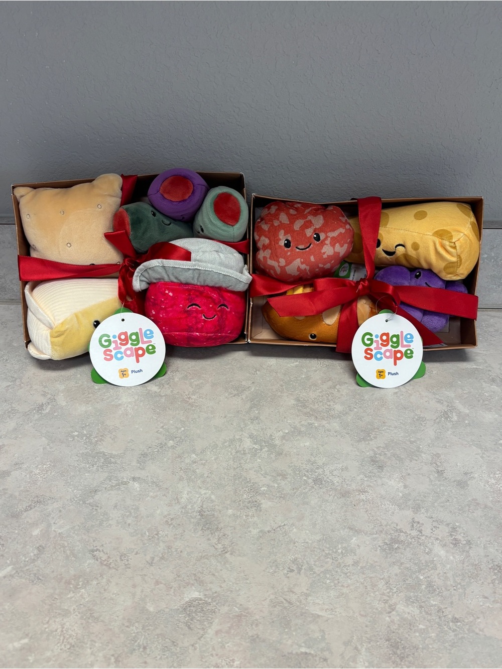 Giggle Scape Charcuterie Plush Gift Set – Food Plush Collection – New with Tags